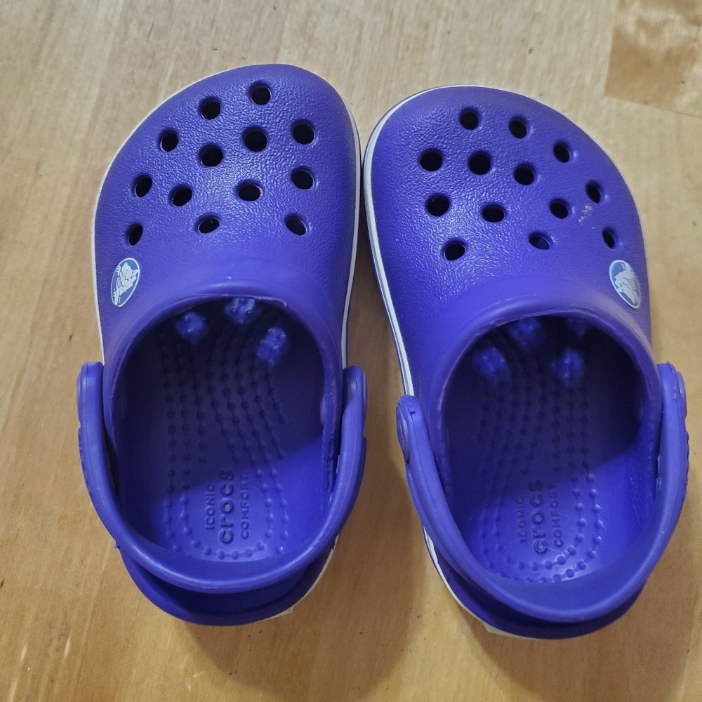 Crocs